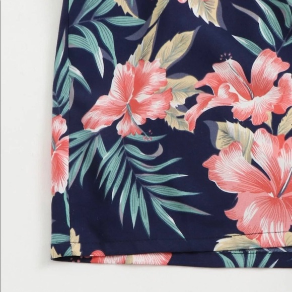 SUMMER FLORAL ROMPER SHEIN-S - Picture 1 of 5